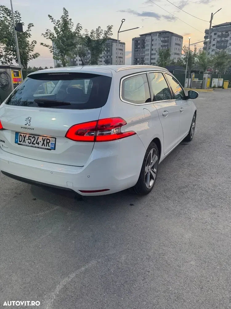 Peugeot 308 — imagine 6