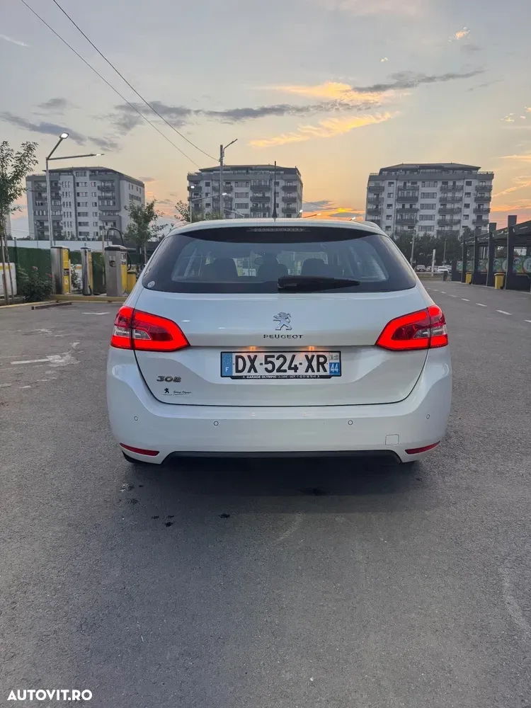 Peugeot 308 — imagine 5