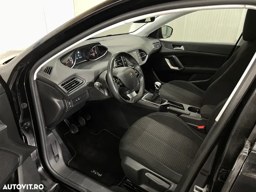 Peugeot 308 II PureTech 110 Stop & Start Active Pack — imagine 5