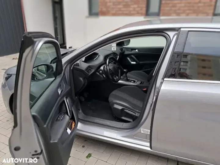 Peugeot 308 II 1.5 BlueHDi FAP STT Allure