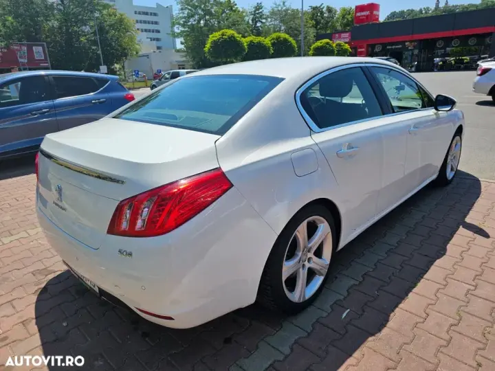 Peugeot 508 I Hybrid 2.0 HDI 163cp + 37cp electric Feline
