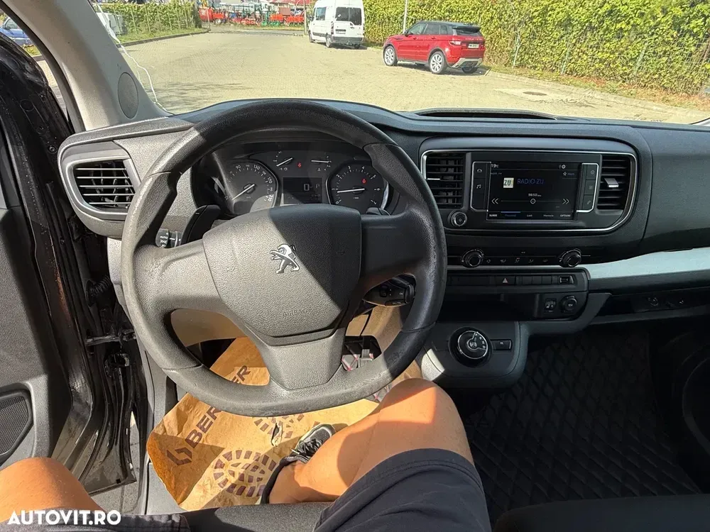 Peugeot Traveller L2 2.0 EAT8 Business VIP — imagine 5