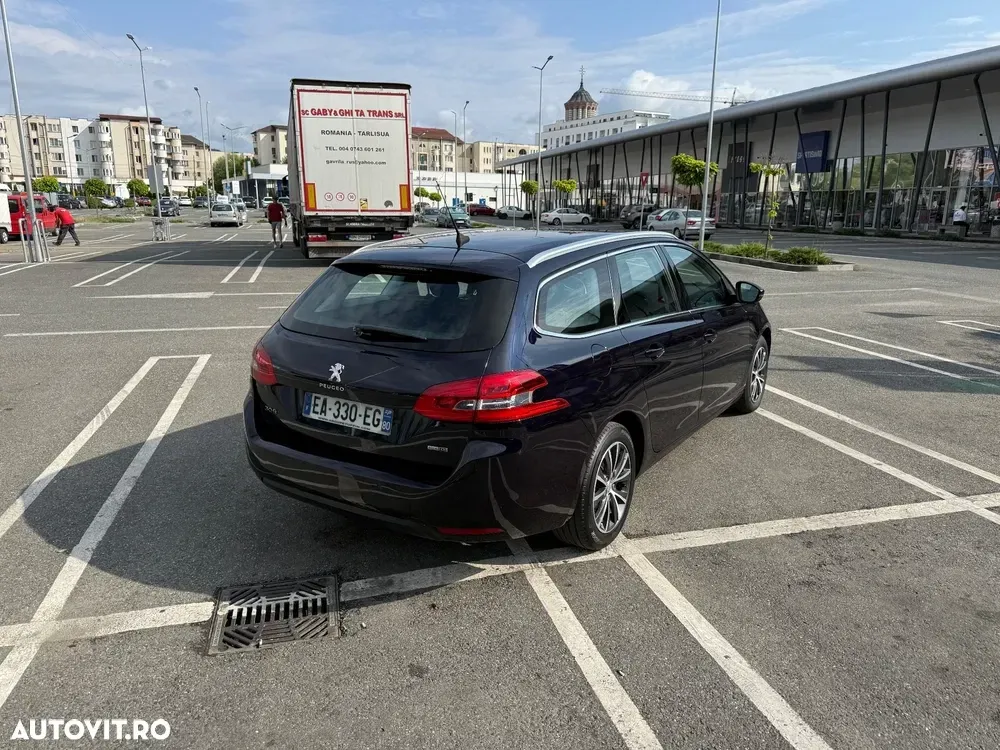 Peugeot 308 II 1.6 BlueHDi FAP STT Allure — imagine 4