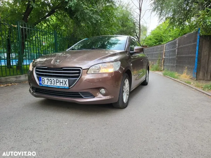 Peugeot 301 1.6 VTi Active