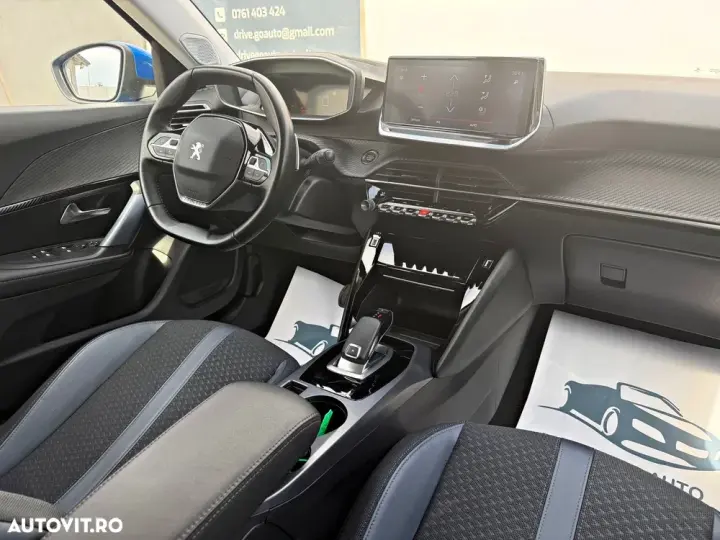 Peugeot 2008 II 1.5 BlueHDI EAT8 STT Allure Pack
