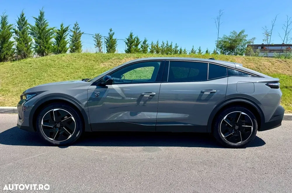 Peugeot 408 180 e-EAT8 GT — imagine 4