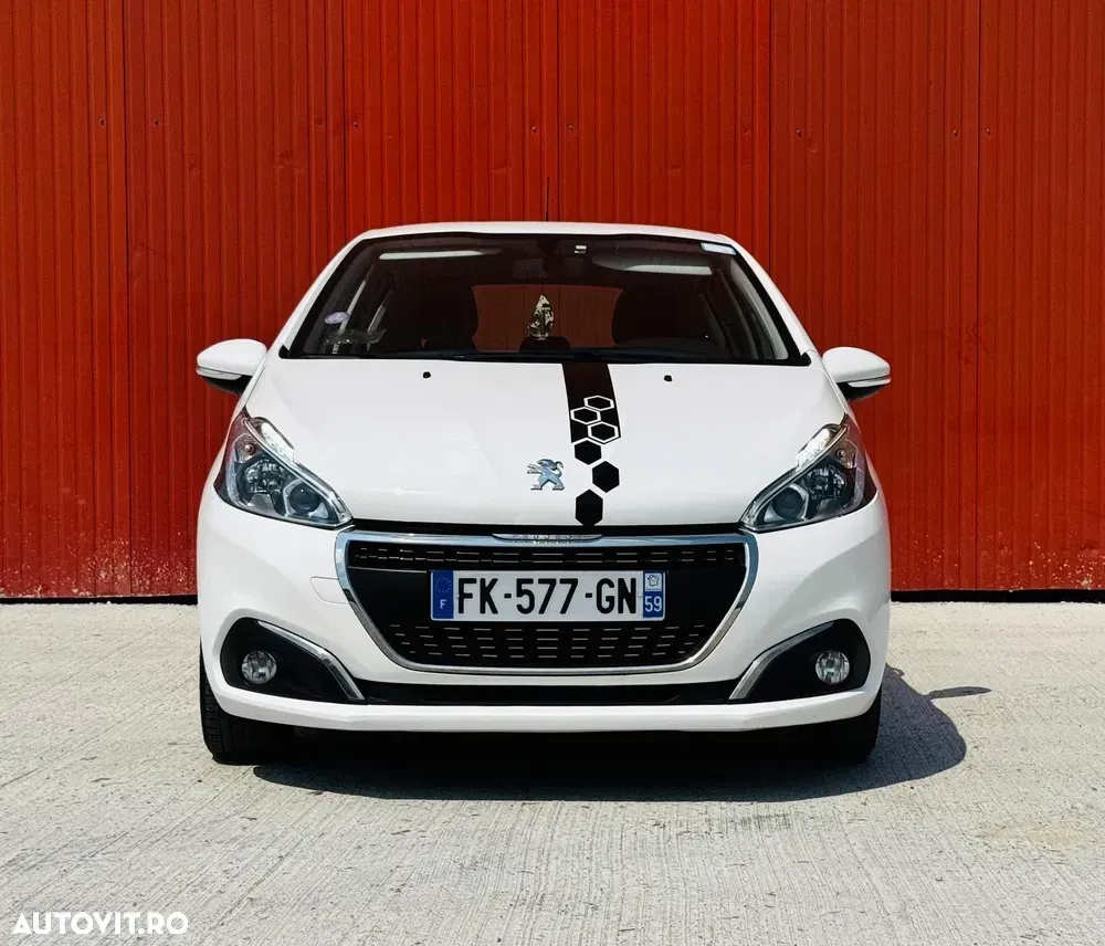 Peugeot 208 I PureTech 82 Start & Stop Allure — imagine 5
