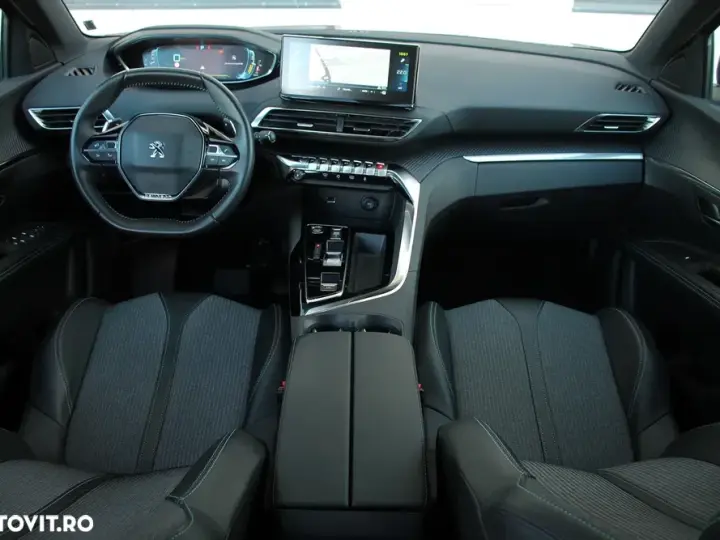 Peugeot 3008 225 e-EAT8 Allure