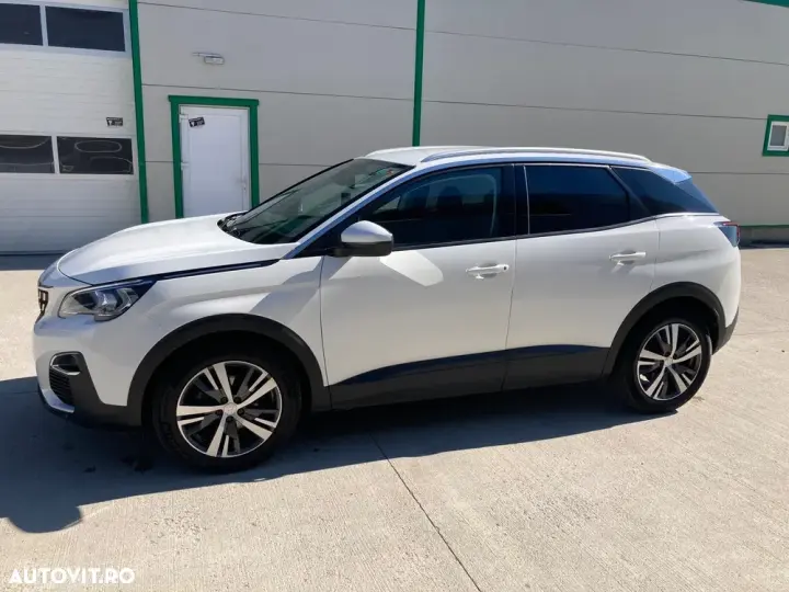 Peugeot 3008 BlueHDi 130 Stop & Start EAT8 Allure Business-Paket