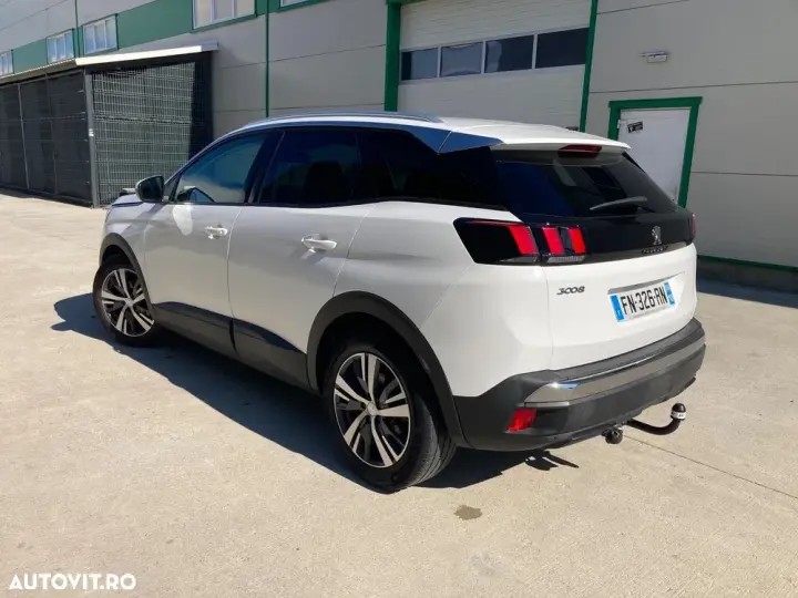 Peugeot 3008 BlueHDi 130 Stop & Start EAT8 Allure Business-Paket