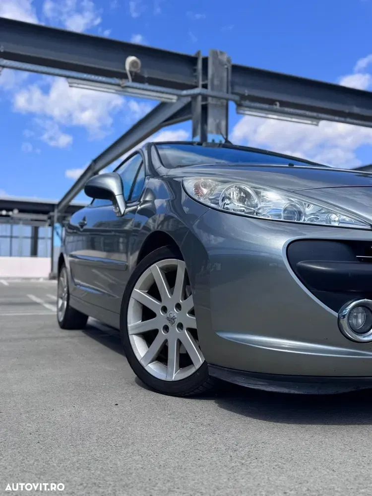 Peugeot 207 120 VTi Automatik Roland Garros — imagine 2
