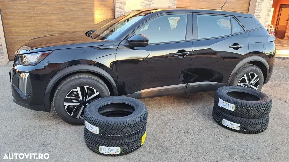 Peugeot 2008 II 136 Active — imagine 4