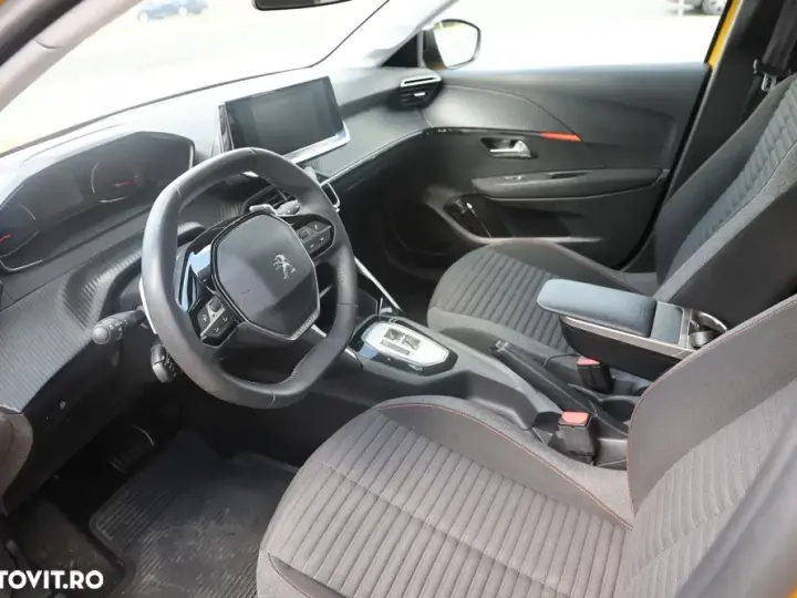 Peugeot 208 II 1.2 L PureTech STT EAT8 Active Pack