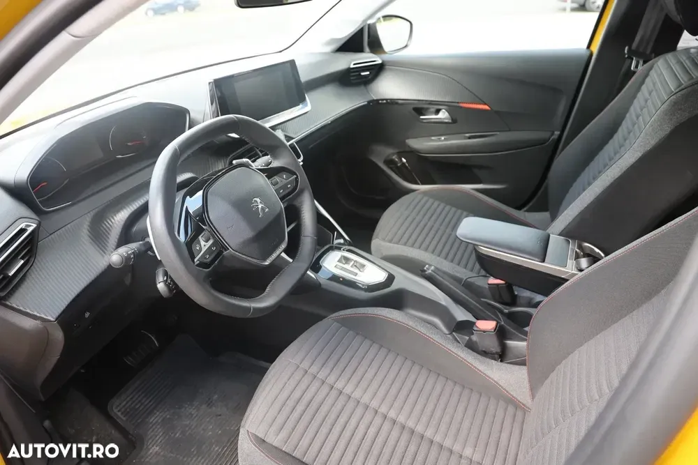 Peugeot 208 II 1.2 L PureTech STT EAT8 Active Pack — imagine 4