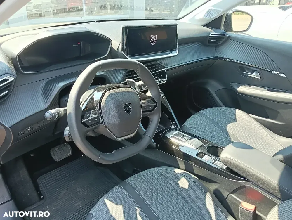 Peugeot 208 II 1.2L e-DCS6 MHEV Allure — imagine 5