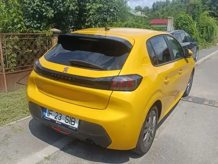 Peugeot 208 II