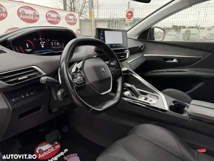 Peugeot 3008 II