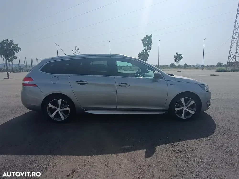 Peugeot 308 II PureTech 130 Stop & Start GT-Line Edition — imagine 3
