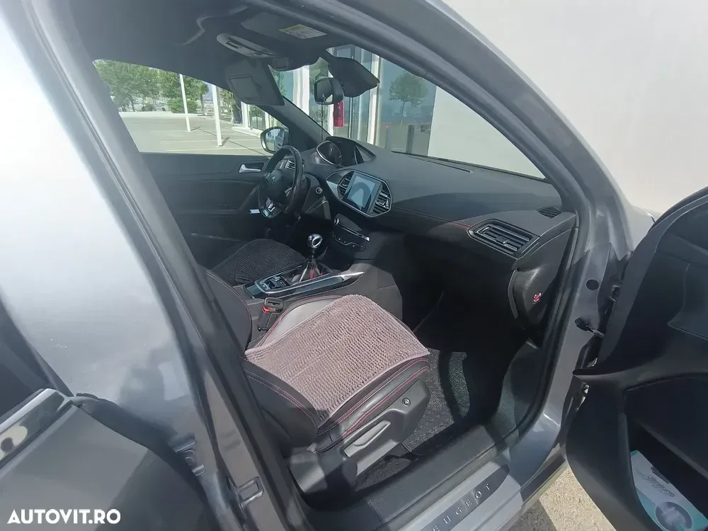 Peugeot 308 II PureTech 130 Stop & Start GT-Line Edition — imagine 6