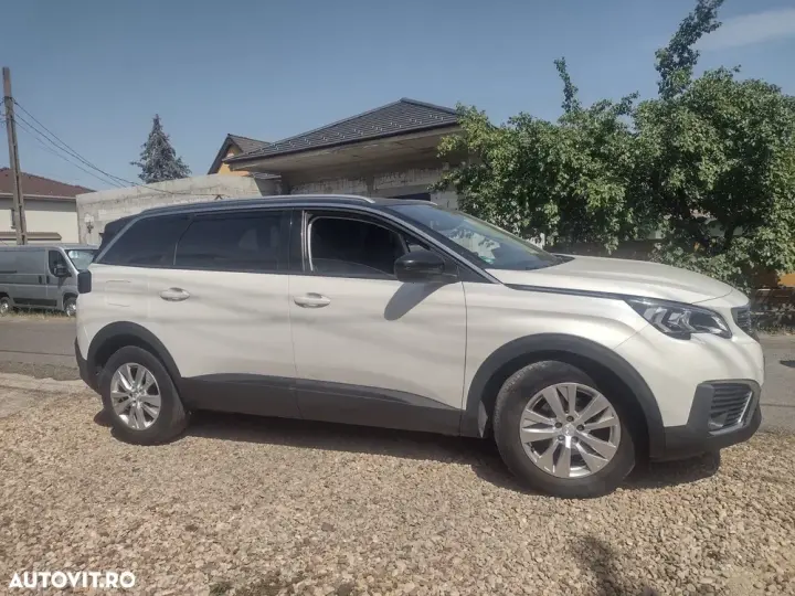 Peugeot 5008 PureTech 130 Allure