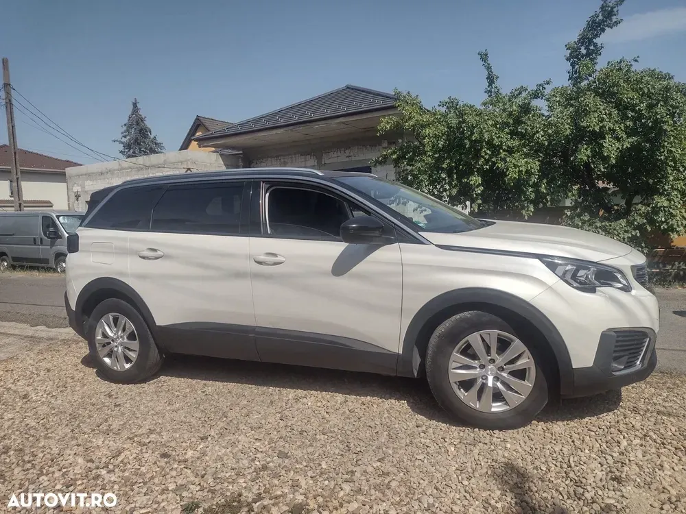 Peugeot 5008 PureTech 130 Allure — imagine 4