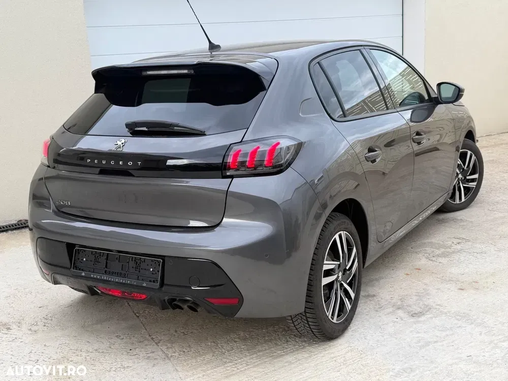 Peugeot 208 II PureTech 130 EAT8 GT Pack — imagine 5