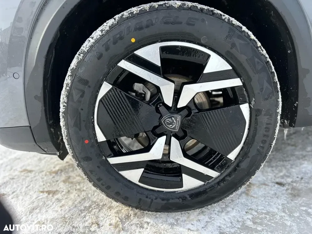 Peugeot 2008 1.2L PureTech 130 S&S EAT8 GT — imagine 6