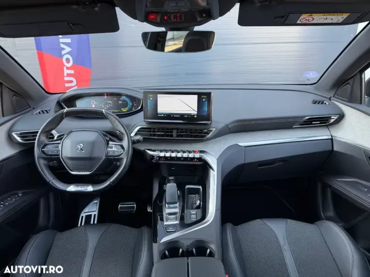 Peugeot 3008 II PHEV 300 EAT8 4X4 GT
