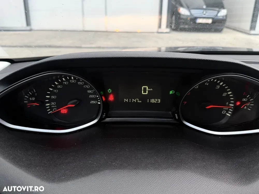 Peugeot 308 II PureTech 130 GPF Stop & Start Style — imagine 5