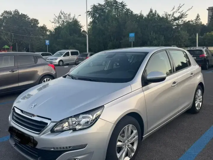 Peugeot 308 II 1.2 L PureTech Turbo Active