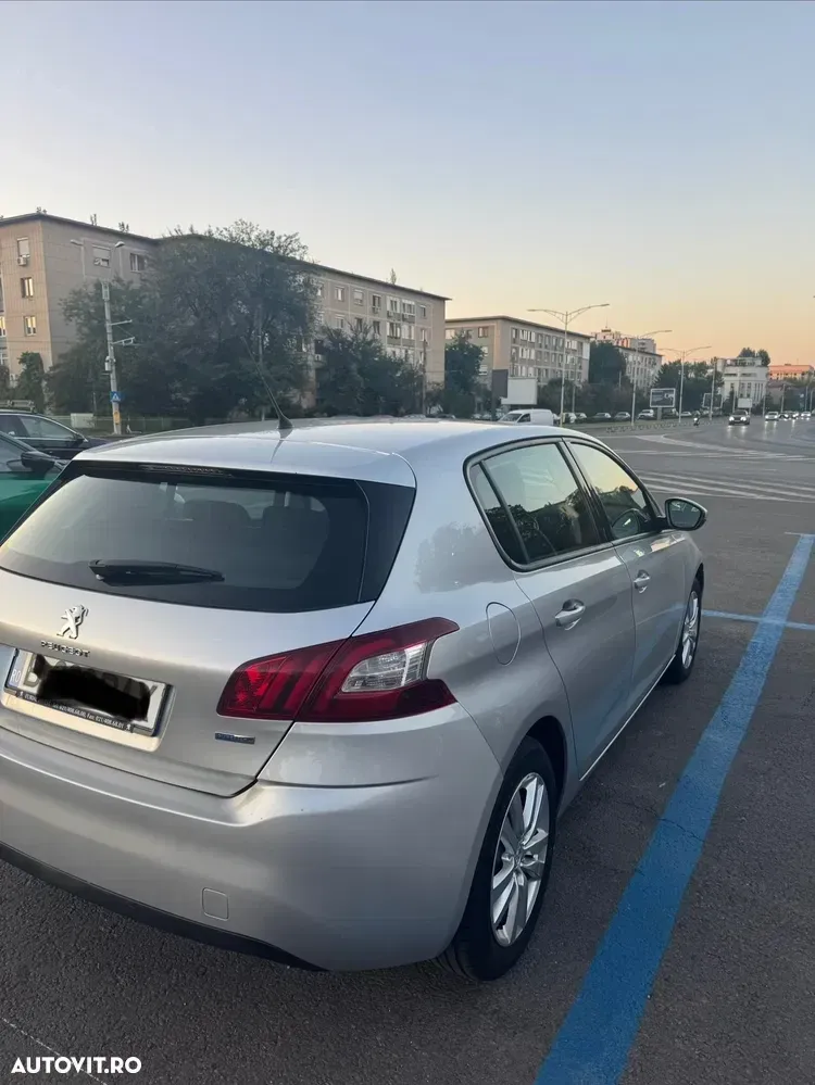Peugeot 308 II 1.2 L PureTech Turbo Active — imagine 5