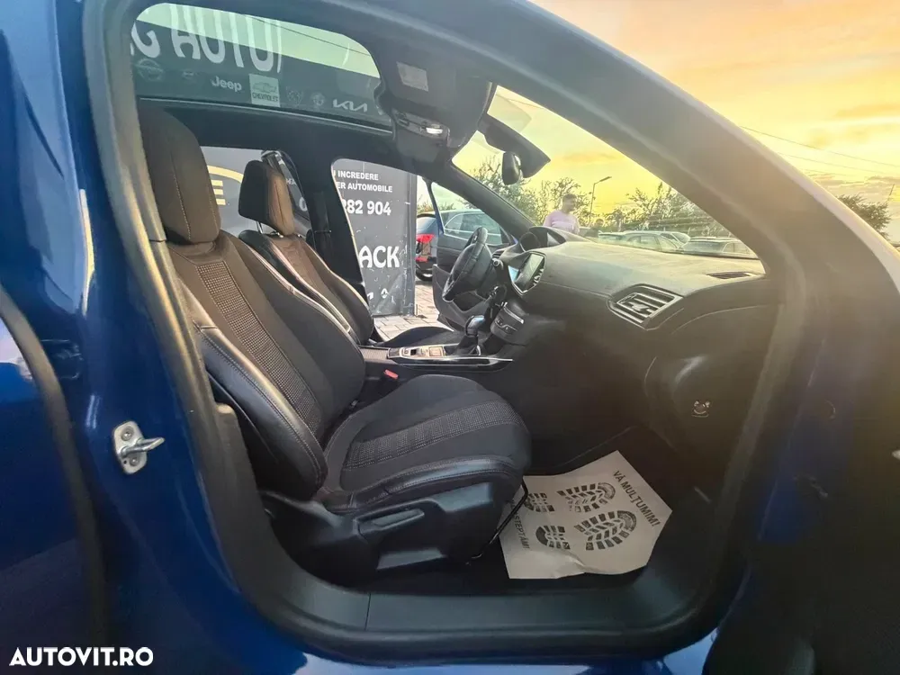 Peugeot 308 — imagine 6