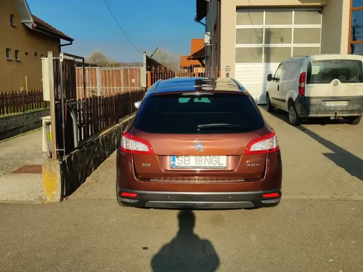 Peugeot 508 I 2.0 HDi FAP BMP Hybrid4