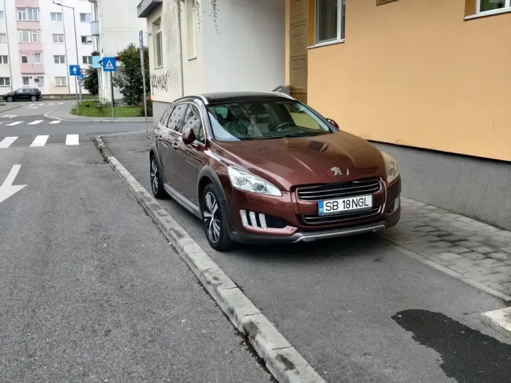 Peugeot 508 I 2.0 HDi FAP BMP Hybrid4