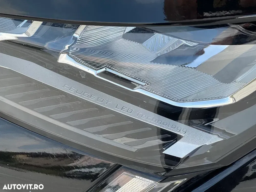 Peugeot 308 III PureTech 130 EAT8 Allure — imagine 6