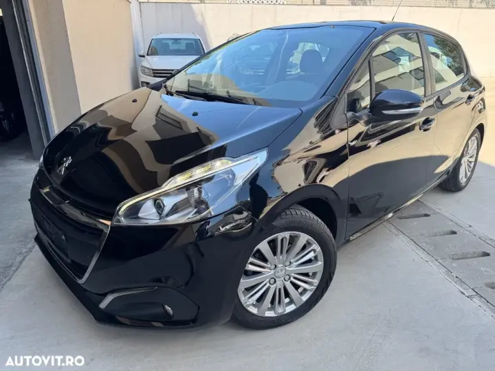 Peugeot 208 I 82 PureTech Style