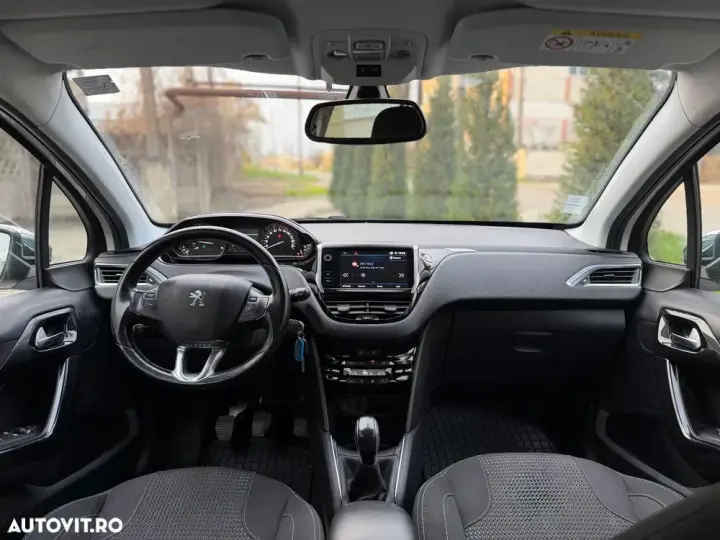 Peugeot 208 I Blue-HDi 100 Stop&Start Allure