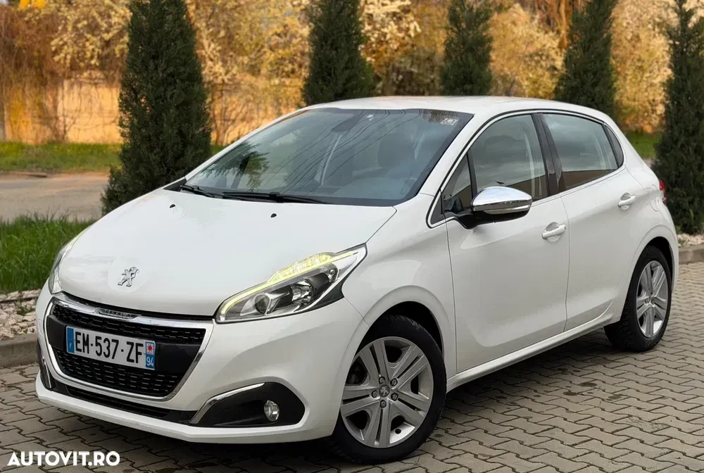 Peugeot 208 I Blue-HDi 100 Stop&Start Allure — imagine 3