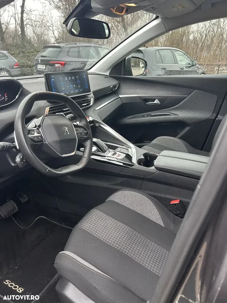 Peugeot 5008 II PureTech 130 EAT8 Stop & Start Active Pack — imagine 5