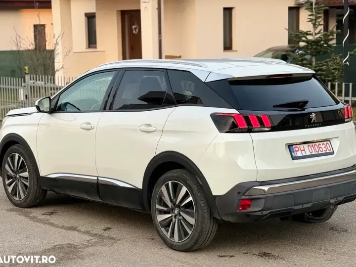 Peugeot 3008 II