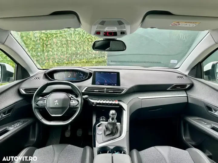 Peugeot 3008 II