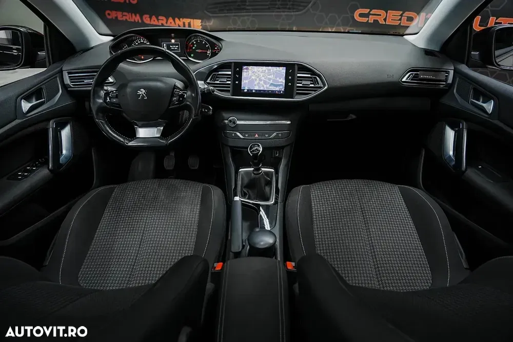 Peugeot 308 III PureTech 110 Stop & Start Style — imagine 3