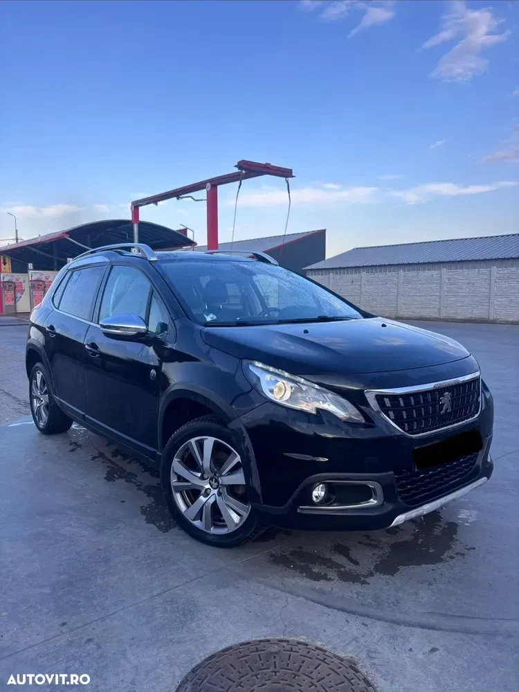 Peugeot 2008 PureTech 110 Stop&Start Crossway — imagine 3