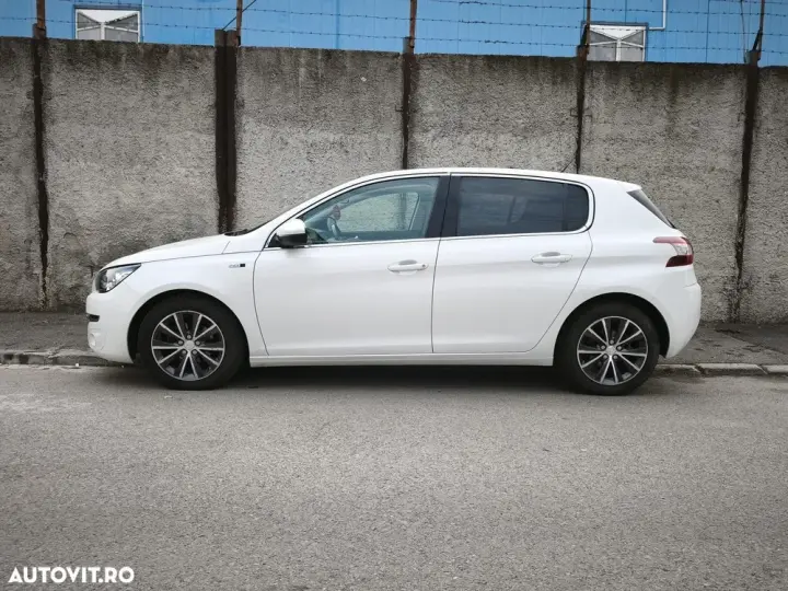 Peugeot 308 II