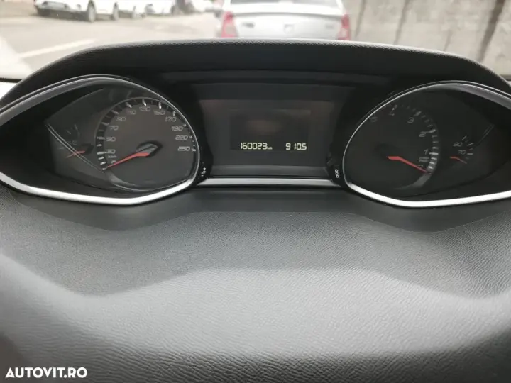 Peugeot 308 II