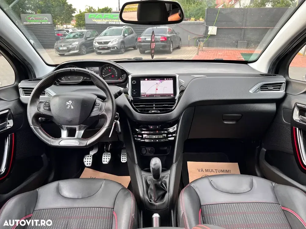 Peugeot 208 1.2 L PureTech Turbo STT Allure — imagine 6