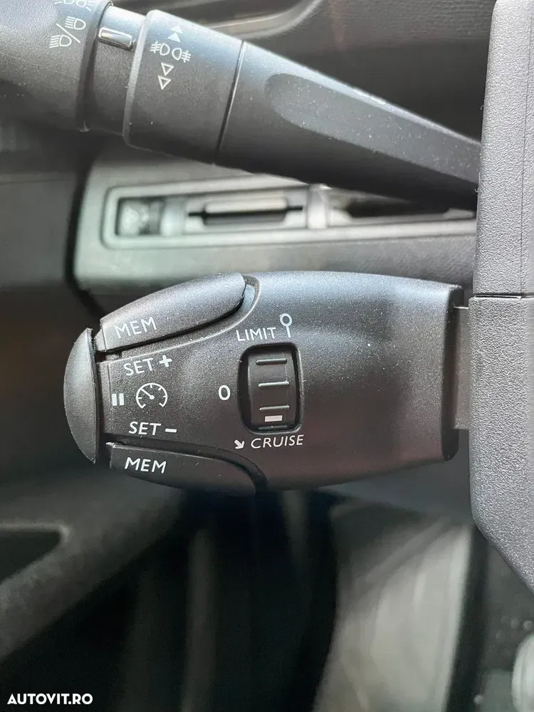 Peugeot 3008 II 1.5 BlueHDI S&S Active — imagine 5