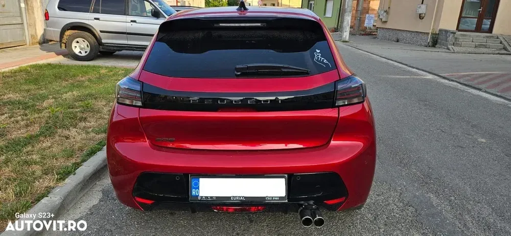 Peugeot 208 II 1.2 L PureTech STT EAT8 Allure — imagine 3