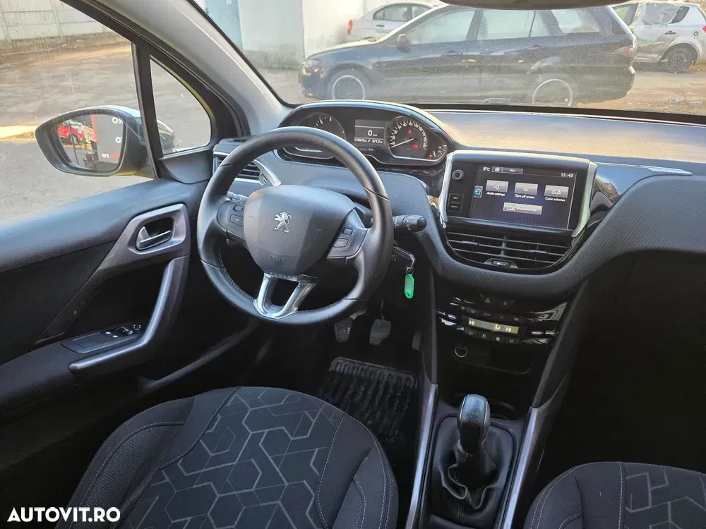 Peugeot 2008 I BlueHDi 100 STOP & START Allure — imagine 4