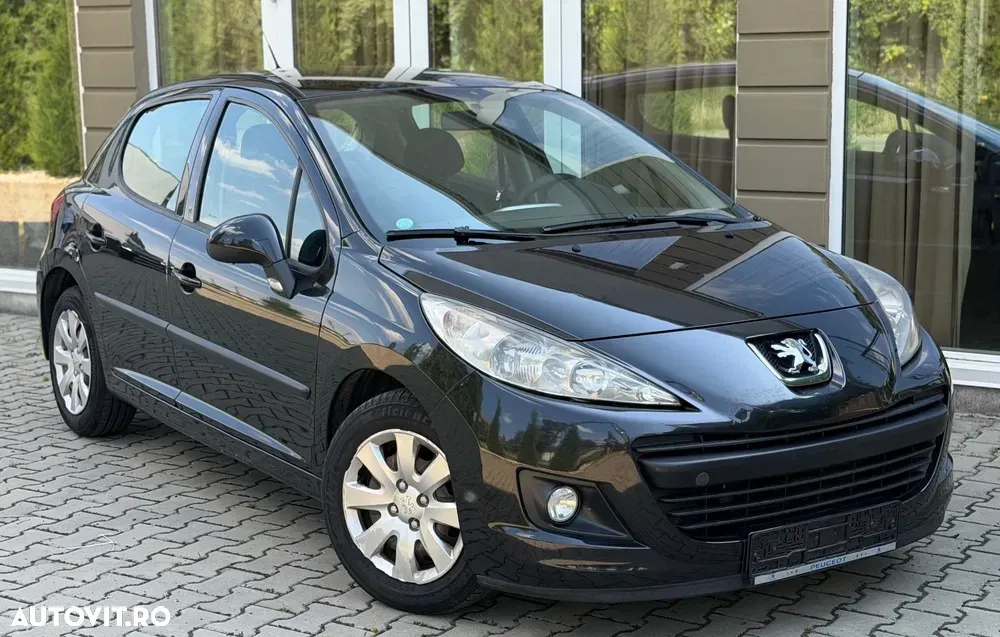 Peugeot 207 1.4HDI Urban — imagine 2